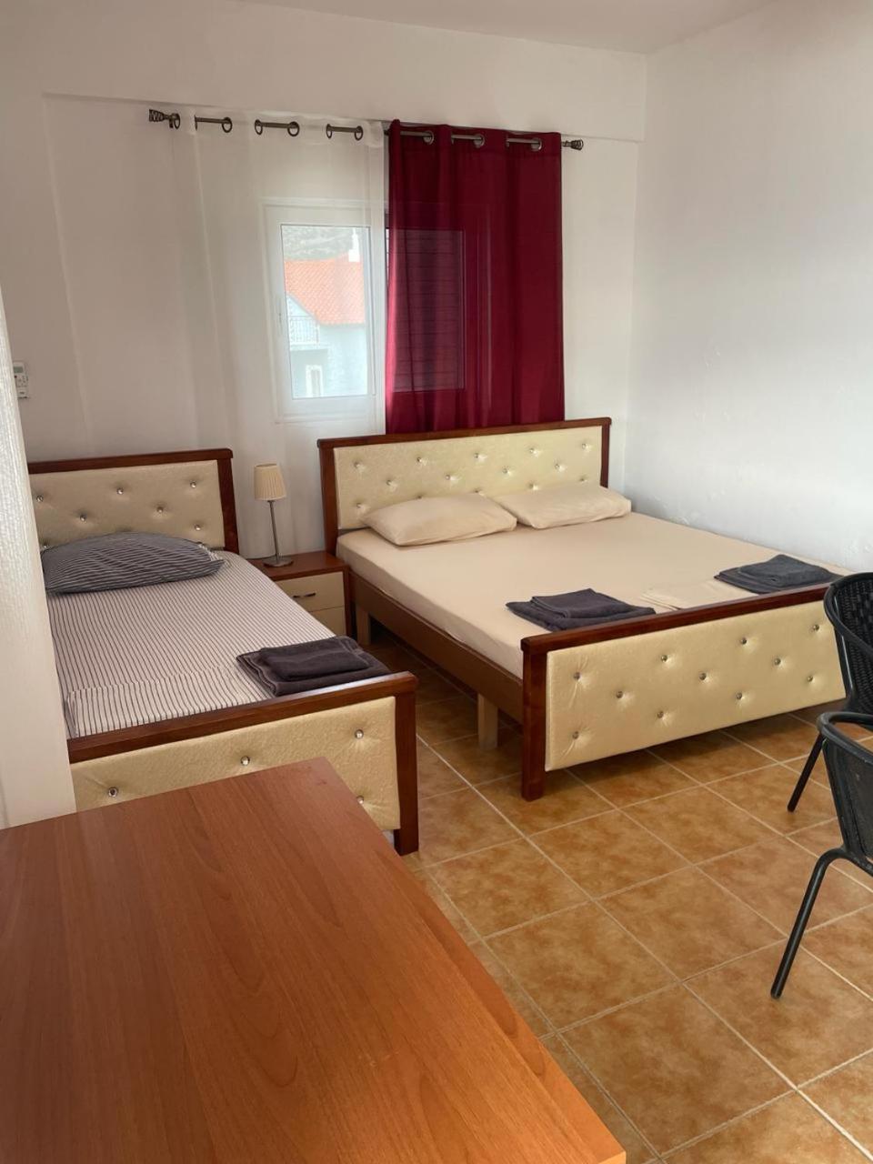 Guesthouse Mateo Dhërmi Rum bild